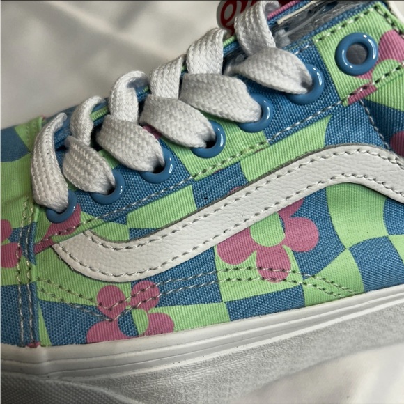 Vans Old Skool Platform Floral Shoes - Picture 13 of 13